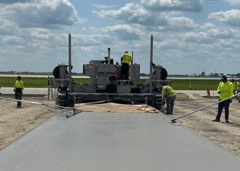 Contractor Metro Paving has been using an SF-1700 slipformer from Power Pavers to lay slab for new taxiways