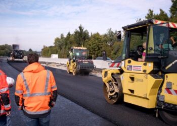 STRABAH has carried out trials of innovative autonomous road construction machines in Austria - image courtesy of STRaBAG