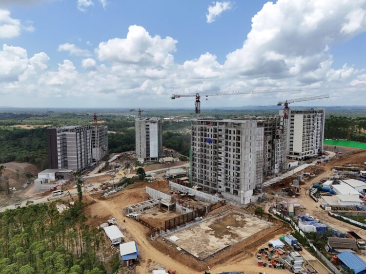 Construction is underway for Indonesia’s new purpose-built capital, Nusantara – image courtesy of © Fuad Abdullah| Dreamstime.com