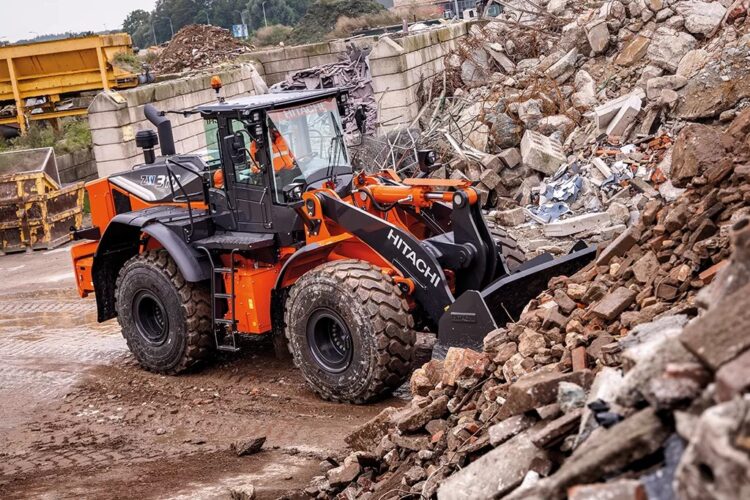 Hitachi’s wheeled loaders off high productivity