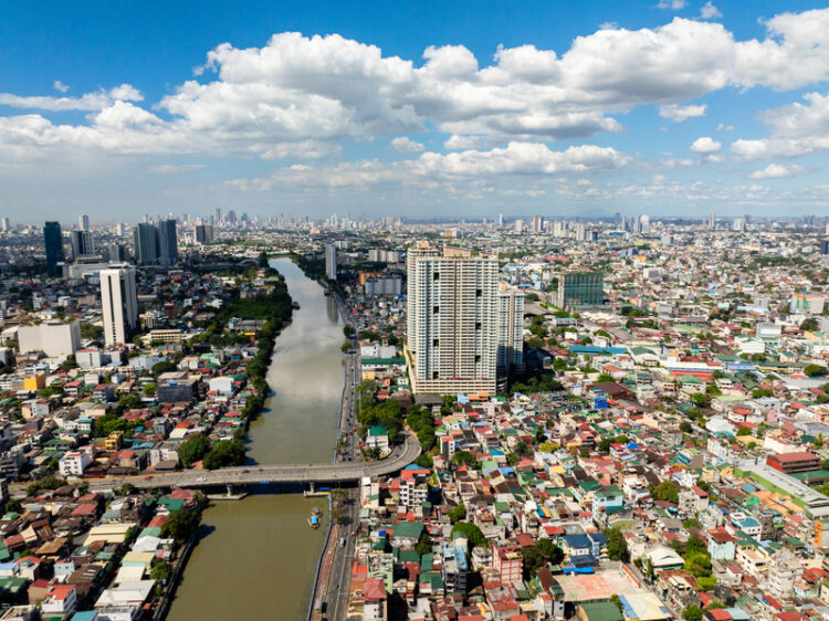 Transport to and from Manila will be improved with the construction of two new tolled expressways – image courtesy of © Mary Grace Varela| Dreamstime.com