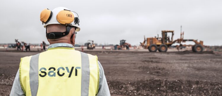New technology from Trimble has played a key role in SACYR's work at Lima Airport in Peru