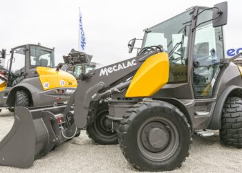 The FAYAT Group is looking to finalise its deal to buy fellow French firm MECALAC Group