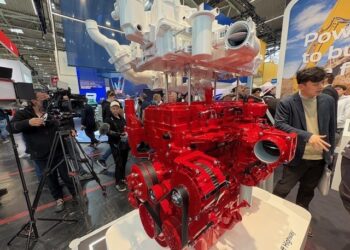 Cummins says that it offers the longest service intervals in the industry