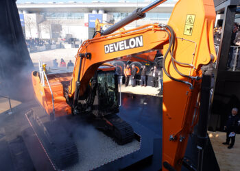 Develon’s new -9 series excavators offer new levels of fuel efficiency and safety