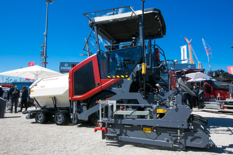 A partnership between Leica Geosystems and Dynapac will deliver accurate paving performance