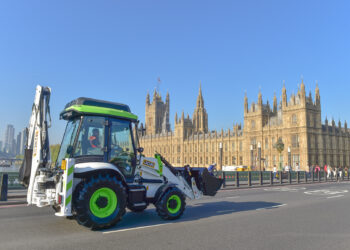 Construction machines fuelled by hydrogen can now be driven legally on UK roads