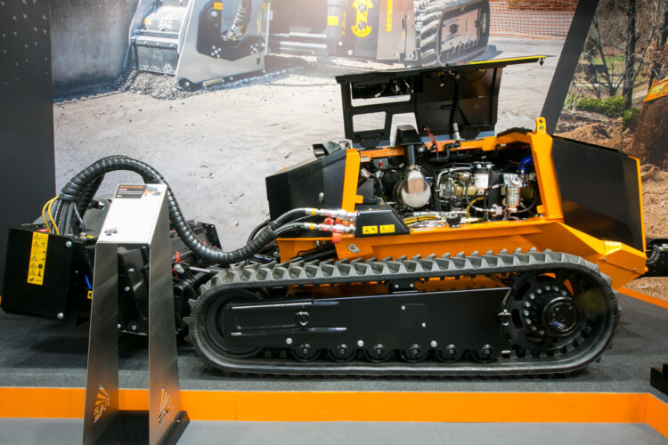 The RCU 75, fitted with road planer attachment