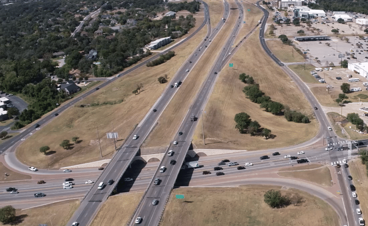 Fluor will handle a $671 million road construction job in Texas