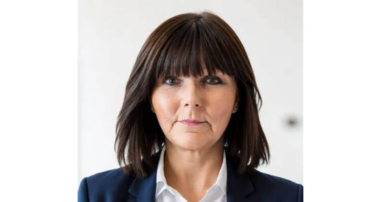 Bell rings changes at CEA as CEO