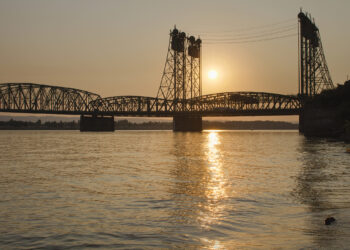 Extra funding is required for the Oregon-Washington State Interstate bridge project that will carry I-5 – image courtesy of © Jpldesigns| Dreamstime.com