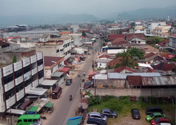 Connected construction tools are being utilised for the project to build the Section IV toll road linking Betung with Jambi in South Sumatra – image courtesy of © Dedi Sofyan| Dreamstime.com