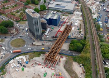 A steel bridge weighing over 1,600tonnes has been moved into place in Birmingham in the UK – image courtesy of HS2