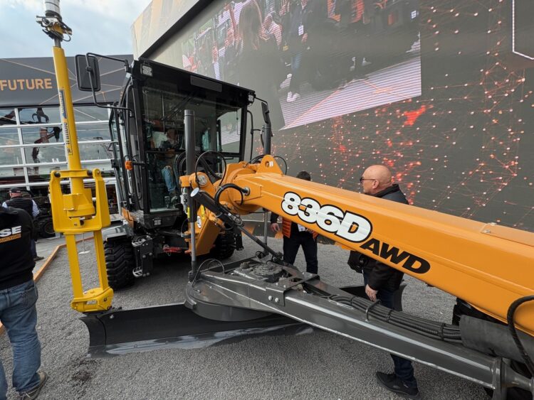 New graders offer major performance gains and benefit from the latest machine control technology