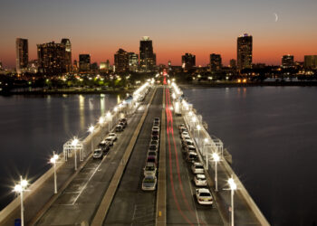 Tampa Bay will benefit from major investment in transport infrastructure – image courtesy of © Judy Kennamer| Dreamstime.com