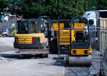 Contractor Balfour Beatty reports strong progress for its half year results, with construction proving positive – image courtesy of © Artur Szczybylo| Dreamstime.com