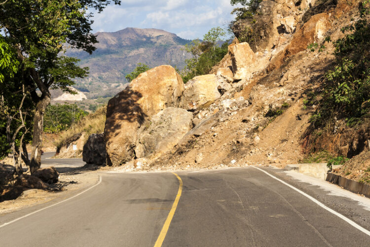 A new road project in El Salvador will include a bypass for a section frequently blocked by landslides and rockfalls – image courtesy of © Estudiomaia| Dreamstime.com