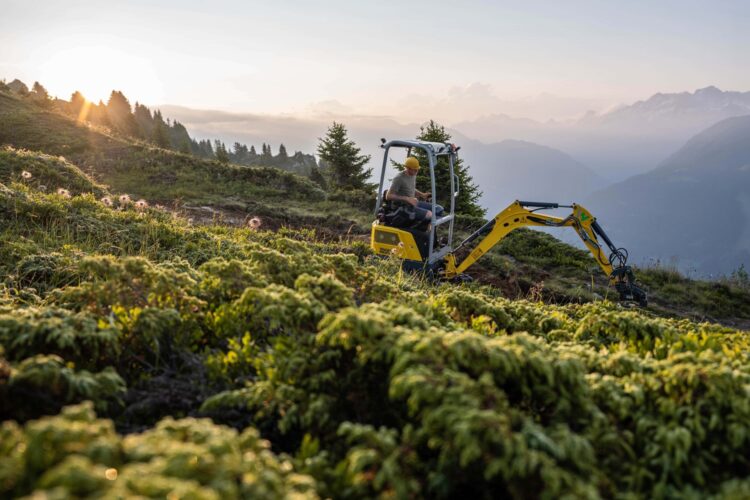 Wacker Neuson says that despite tough market conditions, the firm is seeing a recovery in its operations