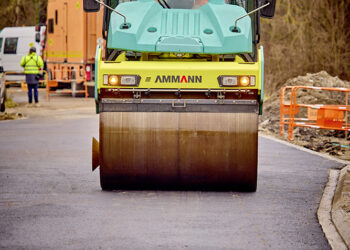The asphalt is BBSG 2 0/10 (Béton Bitumineux Semi Grenu), a standard hot-mix asphalt containing 40% recycled asphalt