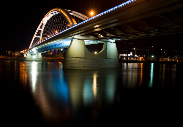 The ASECAP gods will descend upon Bratislava next May: the Apollo Bridge was the only European project among the five finalists for the 2006 Outstanding Civil Engineering Achievement Award by the American Society of Civil Engineers (image © Dusipuffi/Dreamstime)