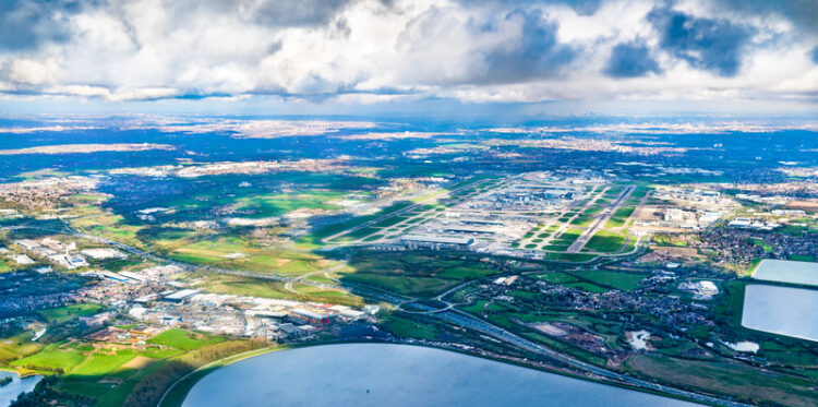 London’s Heathrow Airport will benefit from a new third runway – image courtesy of © Leonid Andronov| Dreamstime.com