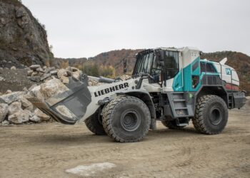 STRABAG is carrying out testing of Liebherr’s innovative hydrogen-fuelled wheeled loader