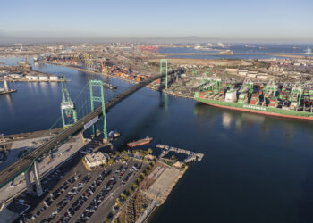 The Vincent Thomas Bridge in Los Angeles is to be upgraded with a new deck – image courtesy of © Trekandshoot| Dreamstime.com