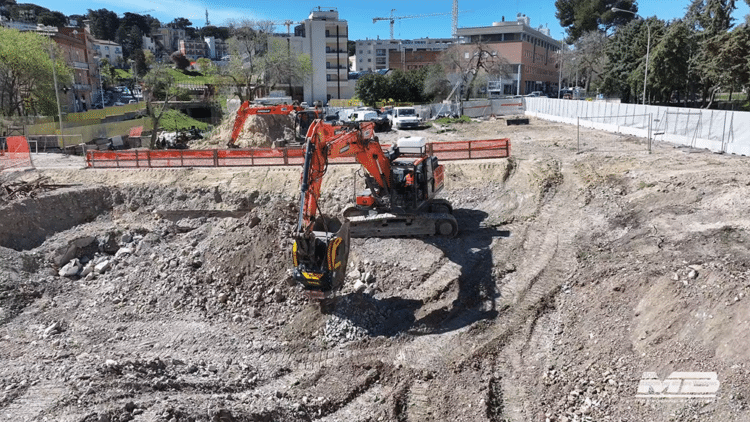 Crushing and recycling material onsite is providing major cost benefit for a project in Matera in Southern Italy