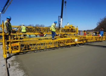 The 3600HD roller paver on display was outfitted to reflect realistic and challenging jobsite requirements (image courtesy Bid-Well/Terex)