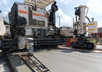 Wirtgen concrete-paving technology is delivering efficient paving for contractors in Thailand