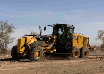 Caterpillar’s latest 150 and 160 graders offer precision and efficiency