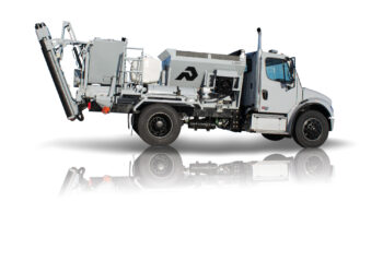 With a gross-vehicle-weight rating under 11,700kg, the mixer can be transported using a standard pickup truck