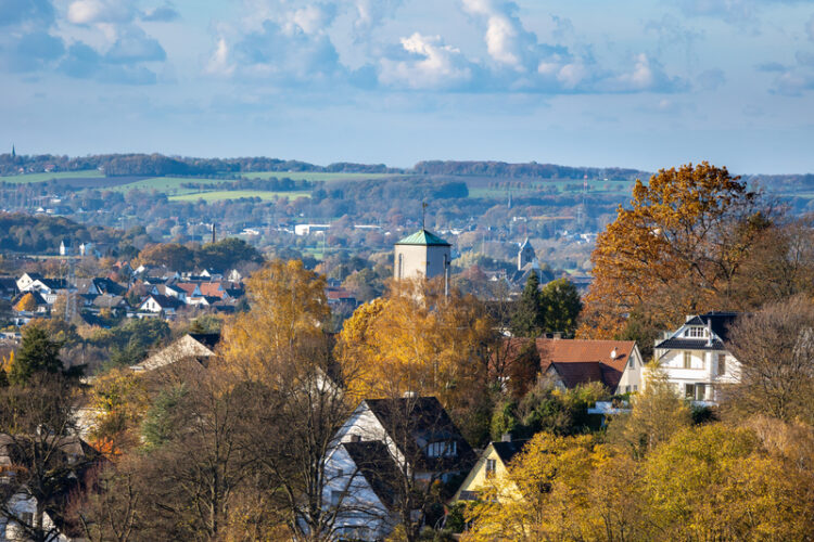 A new viaduct is being built close to Menden in Germany – image courtesy of © Karina Schultze| Dreamstime.com