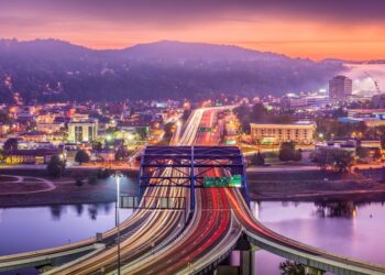 New road and bridge works will upgrade transport links in West Virginia – image courtesy of Sean Pavone| Dreamstime.com