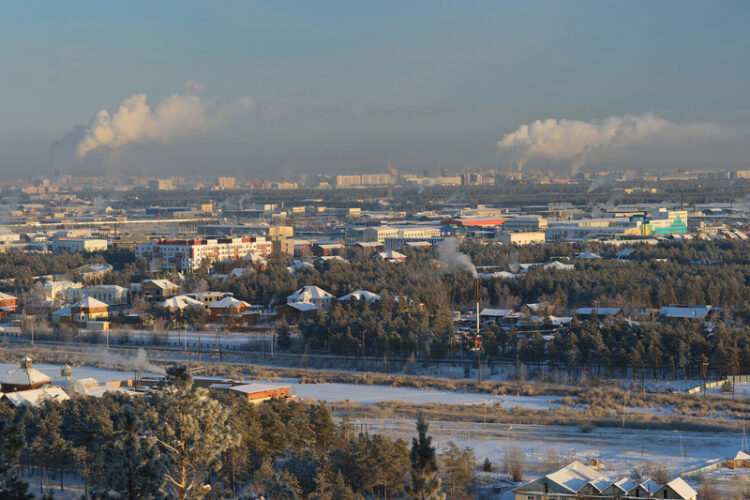 A new bridge in Russian Siberia will provide the first permanent road link to the city of Yakutsk – image courtesy of © Spiridon Sleptsov| Dreamstime.com