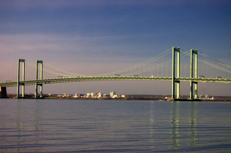 Federal funding will help pay for the new bridge carrying I-95 over the Delaware river and linking Pennsylvania and New Jersey – image courtesy of © Michael Redmond| Dreamstime.com
