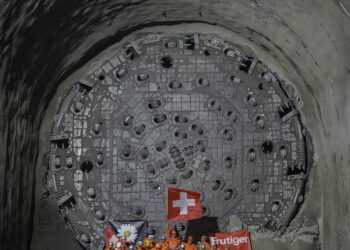 Breakthrough has been achieved by the TBM carrying out the drive for the first stretch of the second bore of the Gotthard Road Tunnel