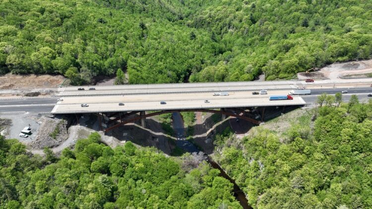 A new bridge in Pennsylvania will boost transport efficiency for drivers – (Image: Pennsylvania Turnpike Commission)