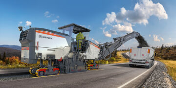 The W 200 F combines high milling performance with innovative automation solutions and. in particular, addresses the needs of users looking for efficiency and flexibility in a compact machine concept.